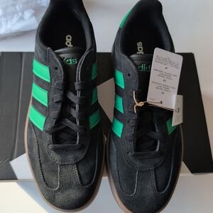 Adidas Barreda JR1326 Men’s 7.5 Black Green Suede Sneakers New in Box